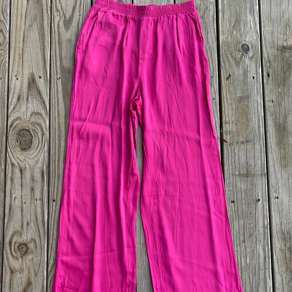 Forever21 Pink Satin Pull On Pants Medium New with Tags - Picture 2 of 4
